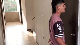 Tempat kejadian#1 untuk video: Skinny MILF gets naughty with anal and cumshots
